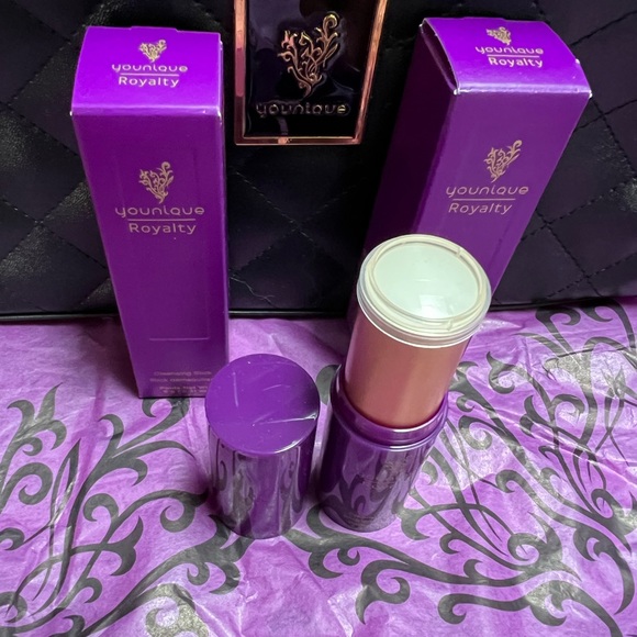 2/$35 Younique Royalty Cleansing Stick - Picture 2 of 2